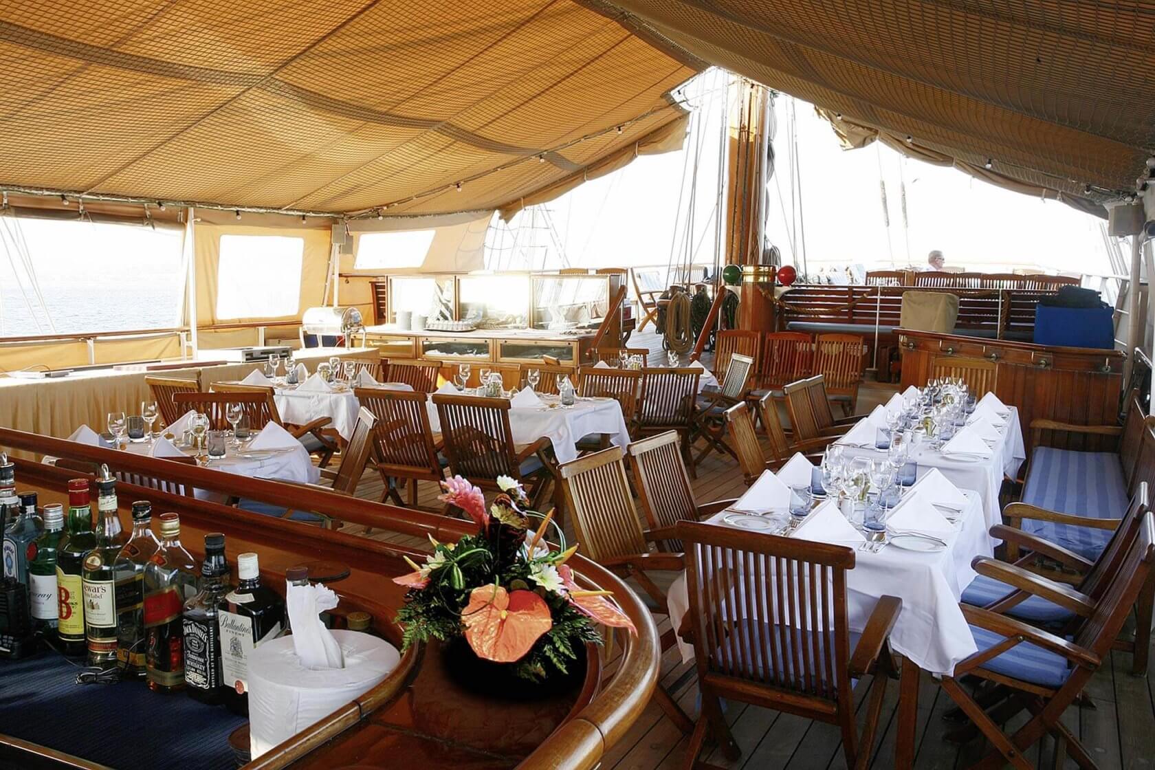 SeaCloud_Kreuzfahrten_SeaCloud_Lidodeck_Restaurant