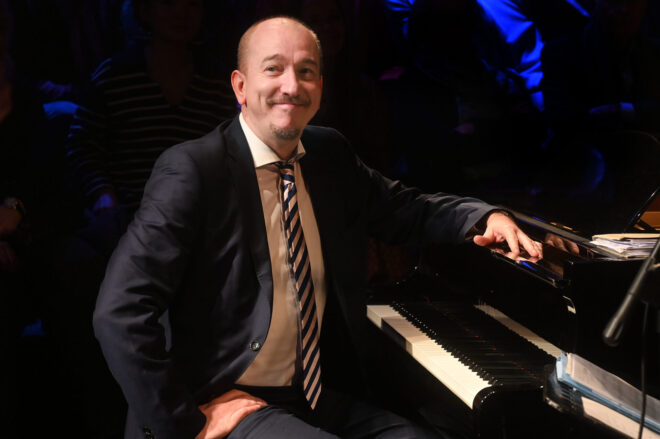 ChrisHopkinsAtThePiano3_smiling(FotoGerhardRichter)