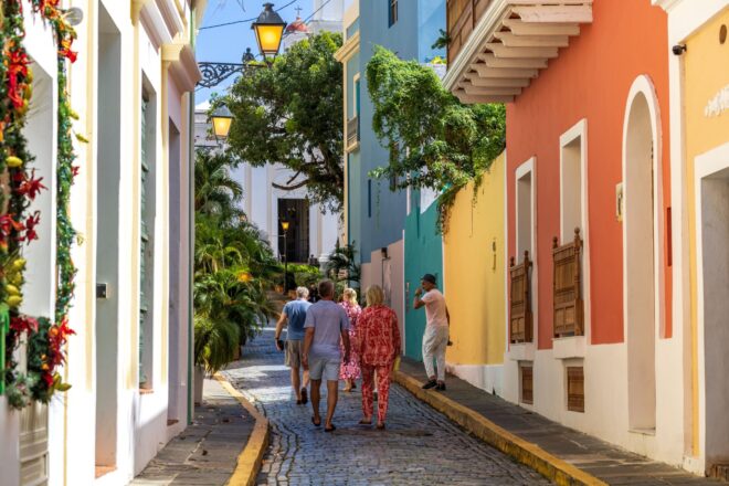 Puerto Rico_San Juan_Straße_Häuser_Michael Poliza_1437-min