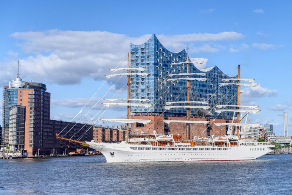 SeaCloudSpirit_Europe_Hamburg_Gettschat_frei_01
