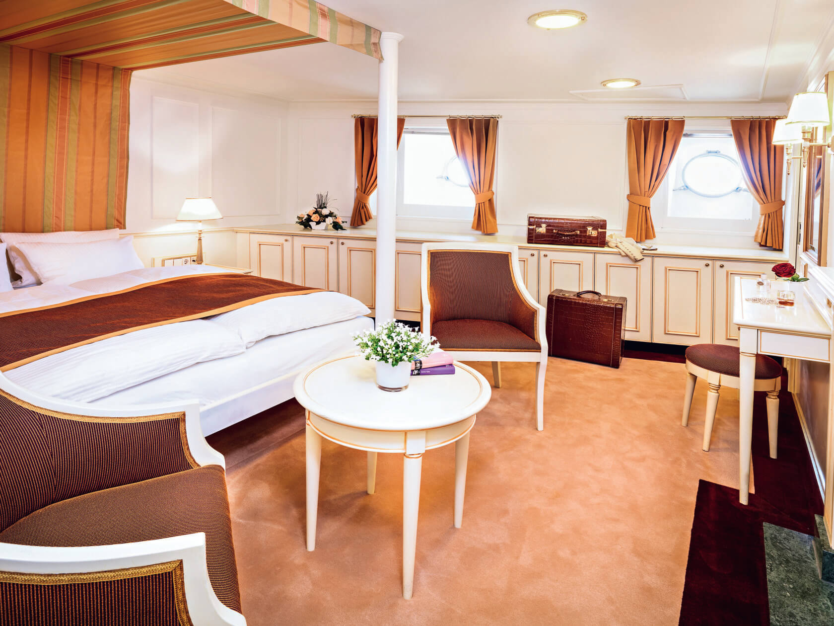 SeaCloud_DeLuxeOutsideCabin_No10_CatC_001-min