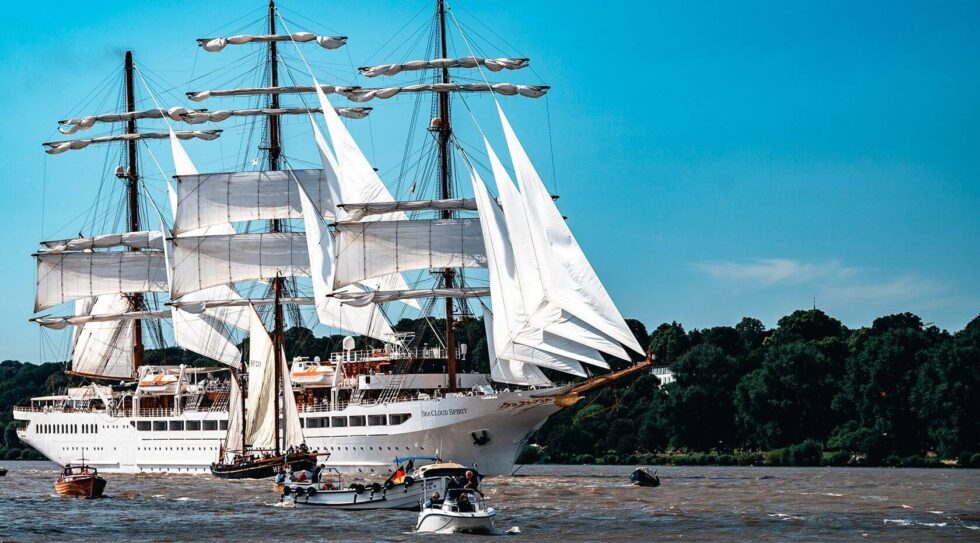 SeaCloud_Kreuzfahrten_SeaCloudSpirit_Hamburg_GZ6_5831-min