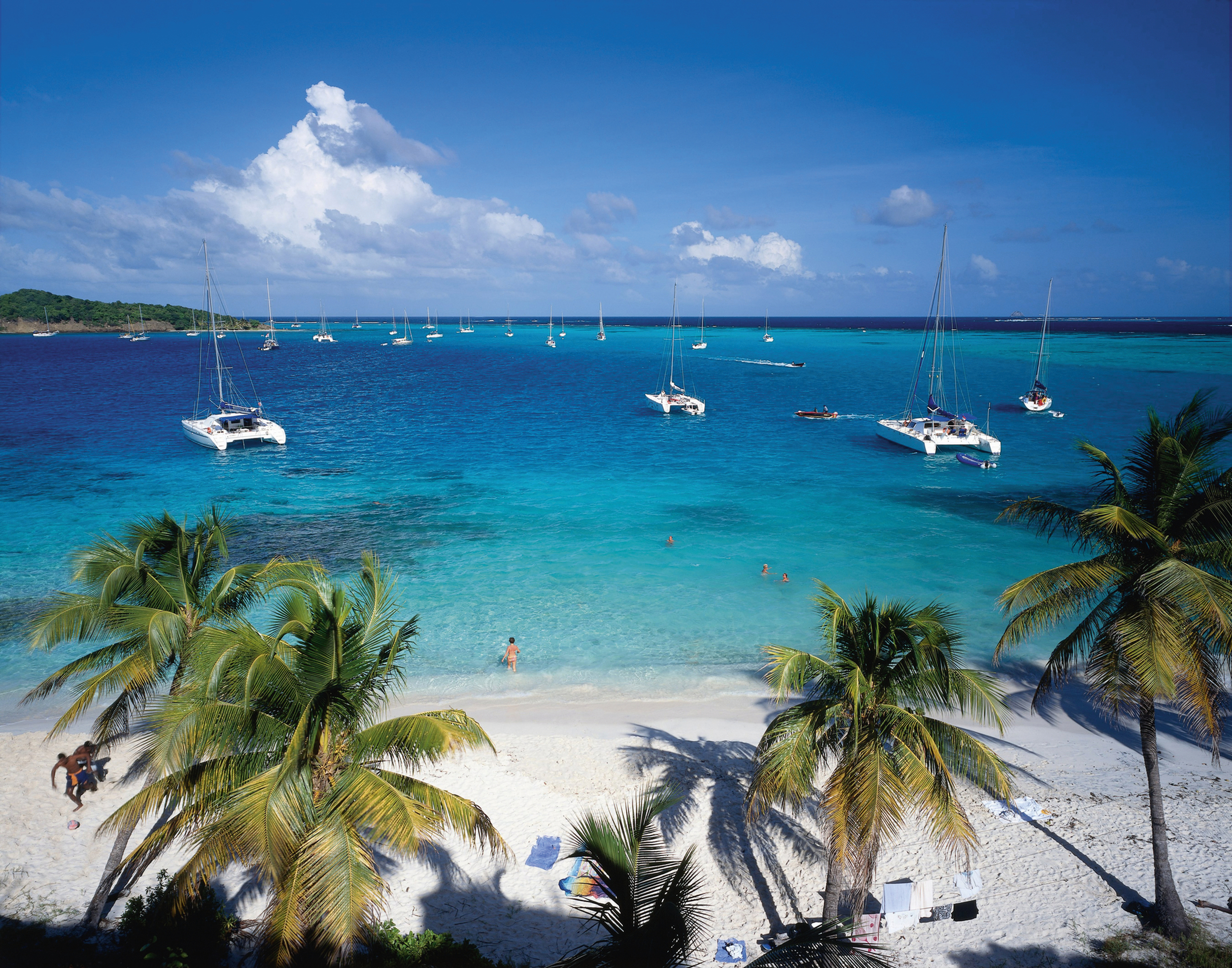 sailboat cruises caribbean